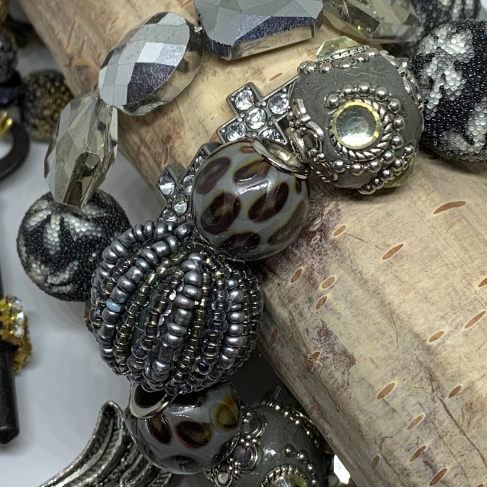 BRACELETS - Picture 3 of 3